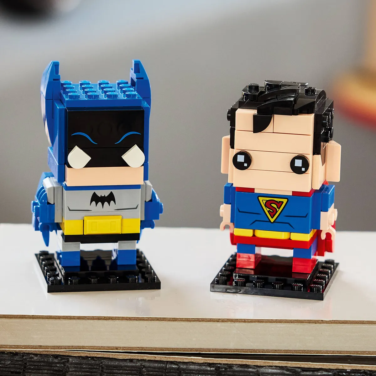 LEGO Golden Age Superman™ and Batman™ Figures (40859) - Bild 8