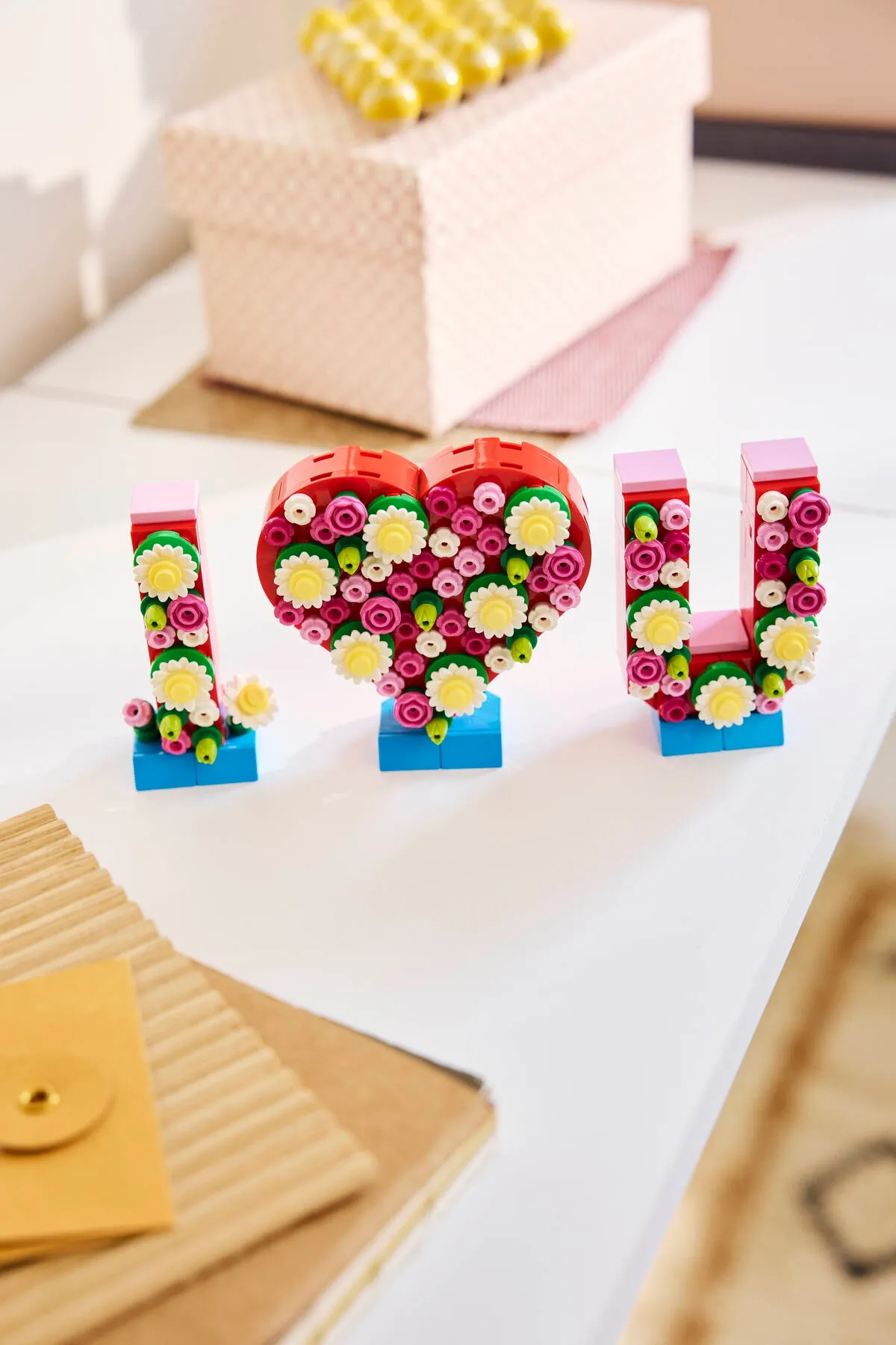 LEGO Love Letters (40867) - Bild 7