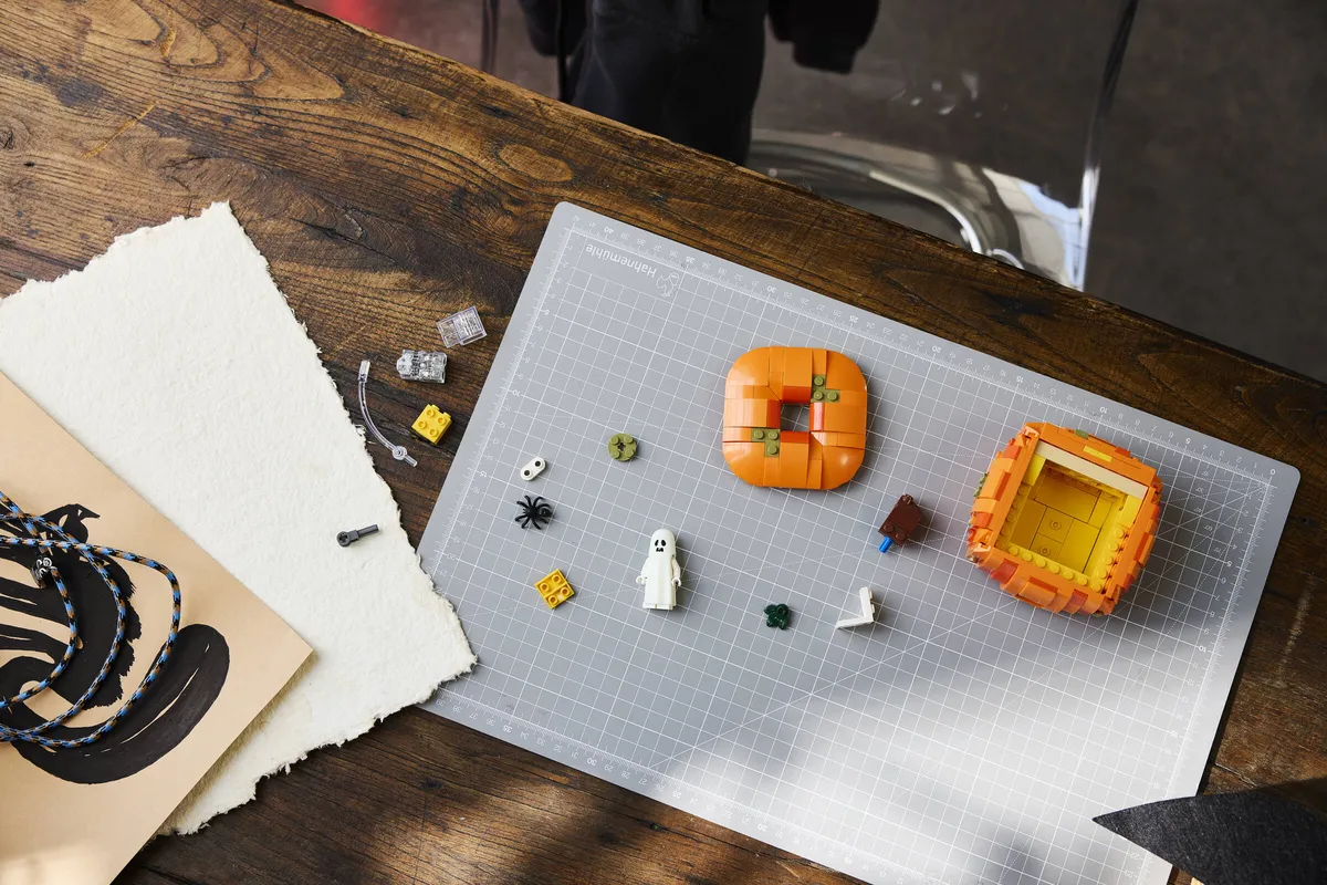 LEGO Halloween Pumpkin Lantern (40872) - image 9