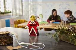 LEGO Up-Scaled Mrs. Claus Minifigure (40875) - Bild 7