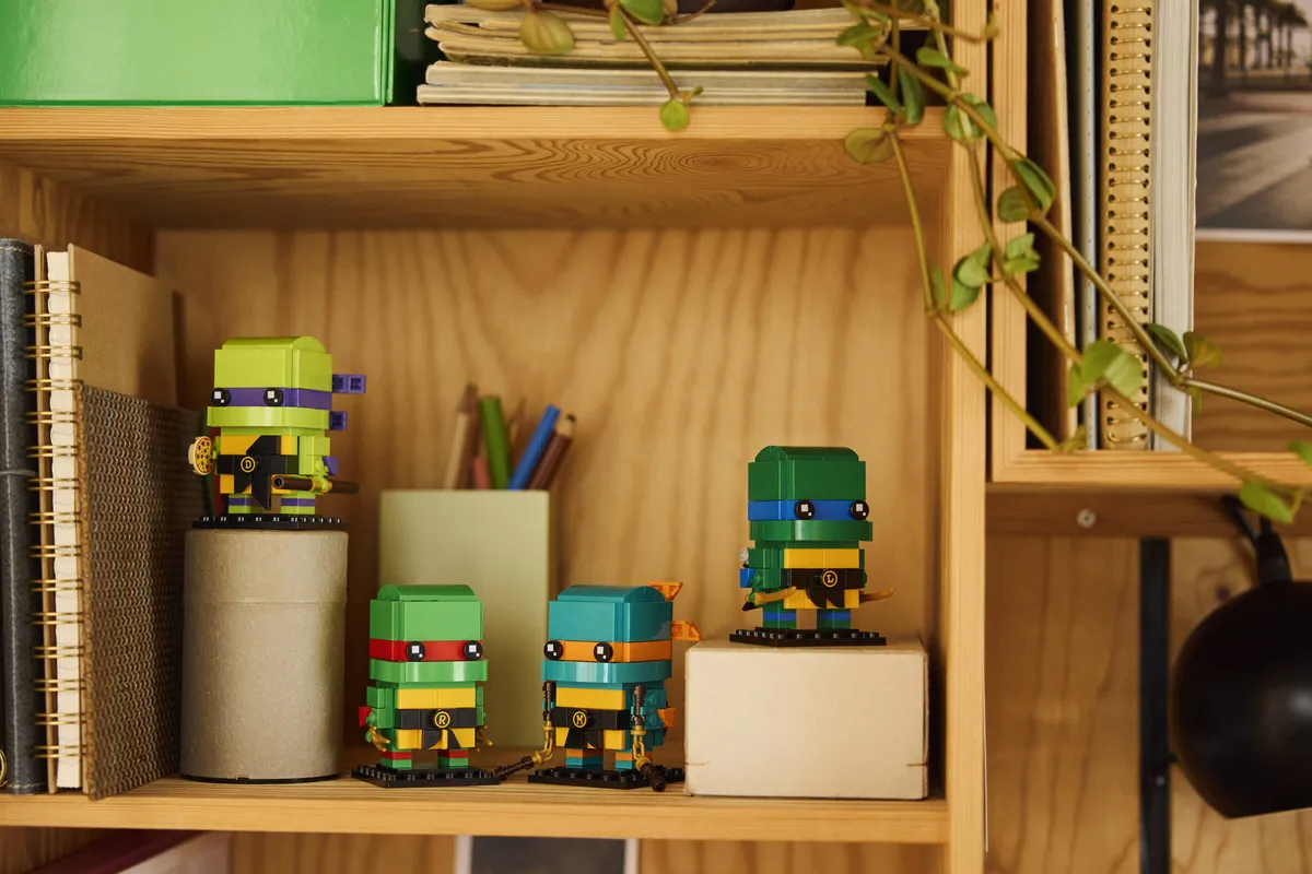 LEGO Teenage Mutant Ninja Turtles Figures (40878) - image 6