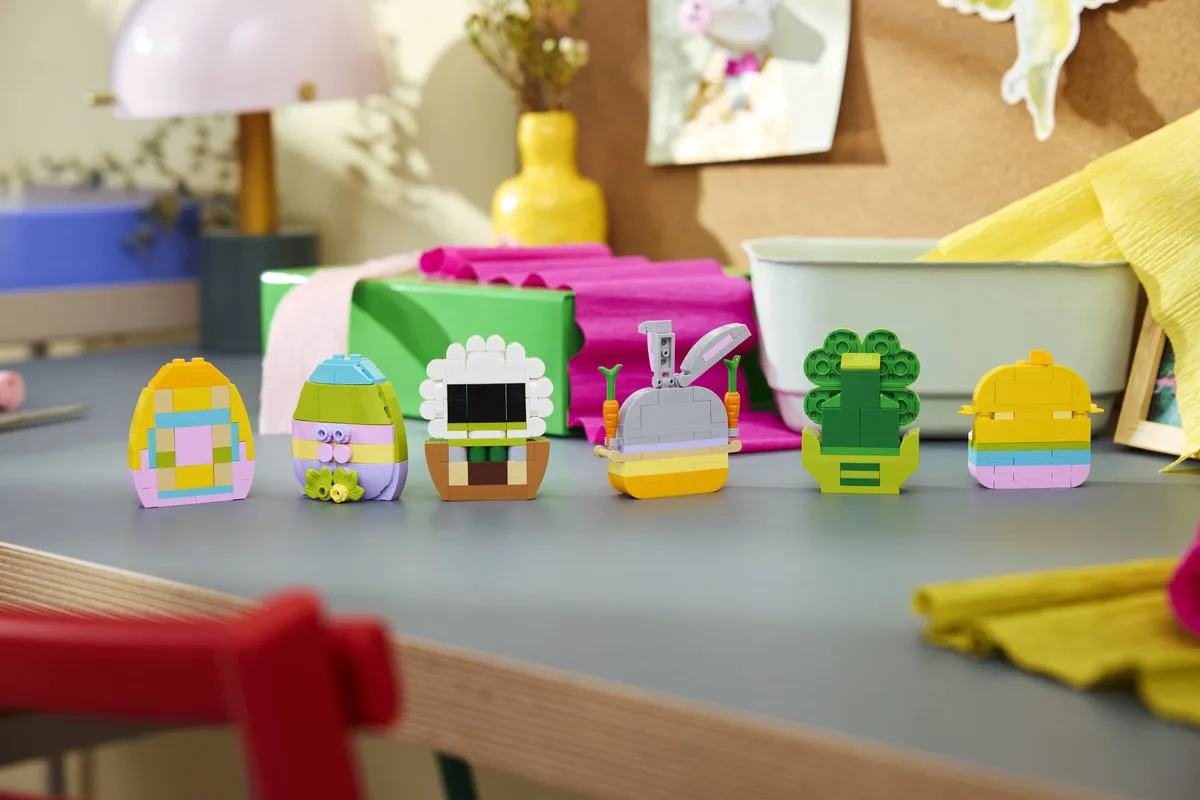 LEGO Easter Decorations (40890) - image 11