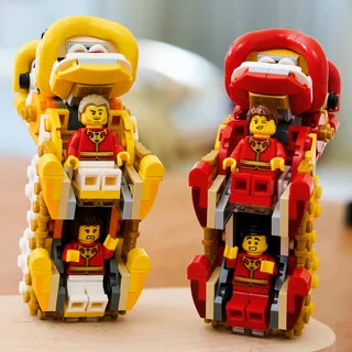 Lion Dance by LEGO – product photo 4 of 7