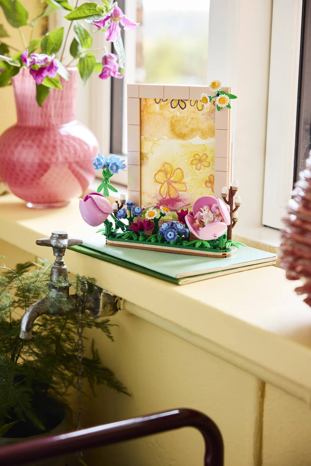 LEGO Floral Picture Frame (40916) - Bild 3