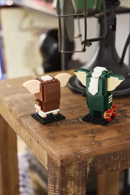 LEGO Gremlins Gizmo™ and Stripe Figures (40919) - Bild 6