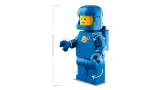 Up-Scaled Blue Astronaut Minifigure by LEGO – product photo 5 of 11