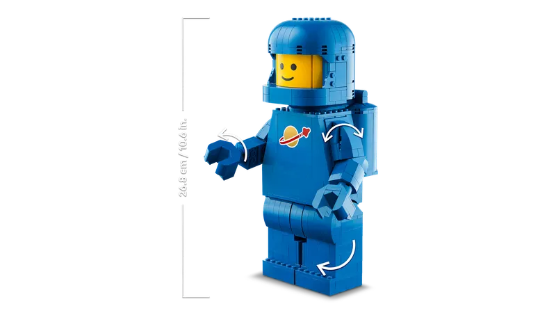 Up-Scaled Blue Astronaut Minifigure by LEGO – product photo 5 of 11