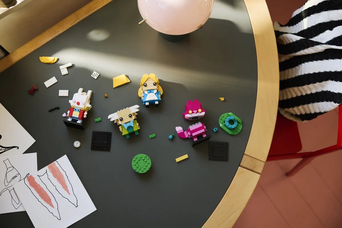 LEGO Alice in Wonderland (40925) - Bild 3