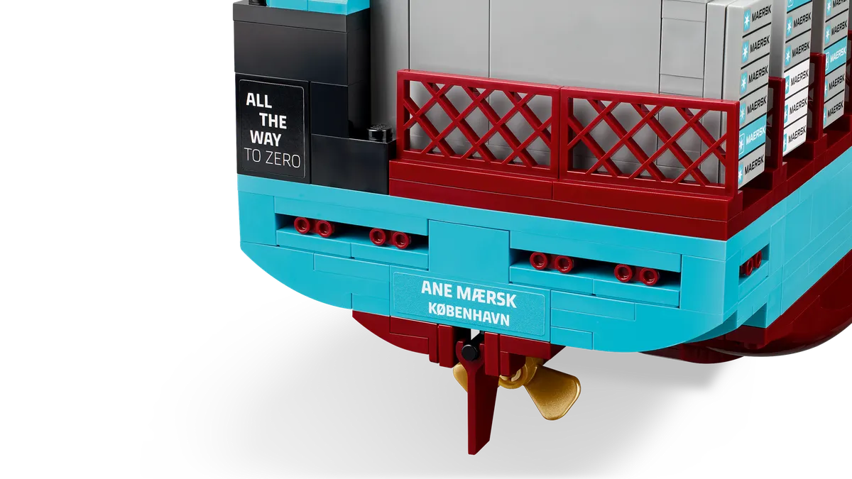 LEGO Maersk Dual-Fuel Container Vessel (40955) - Bild 4