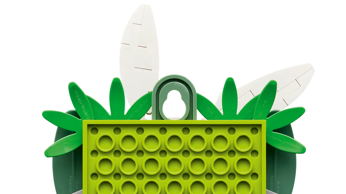 LEGO Spring Wreath (40957) - image 2