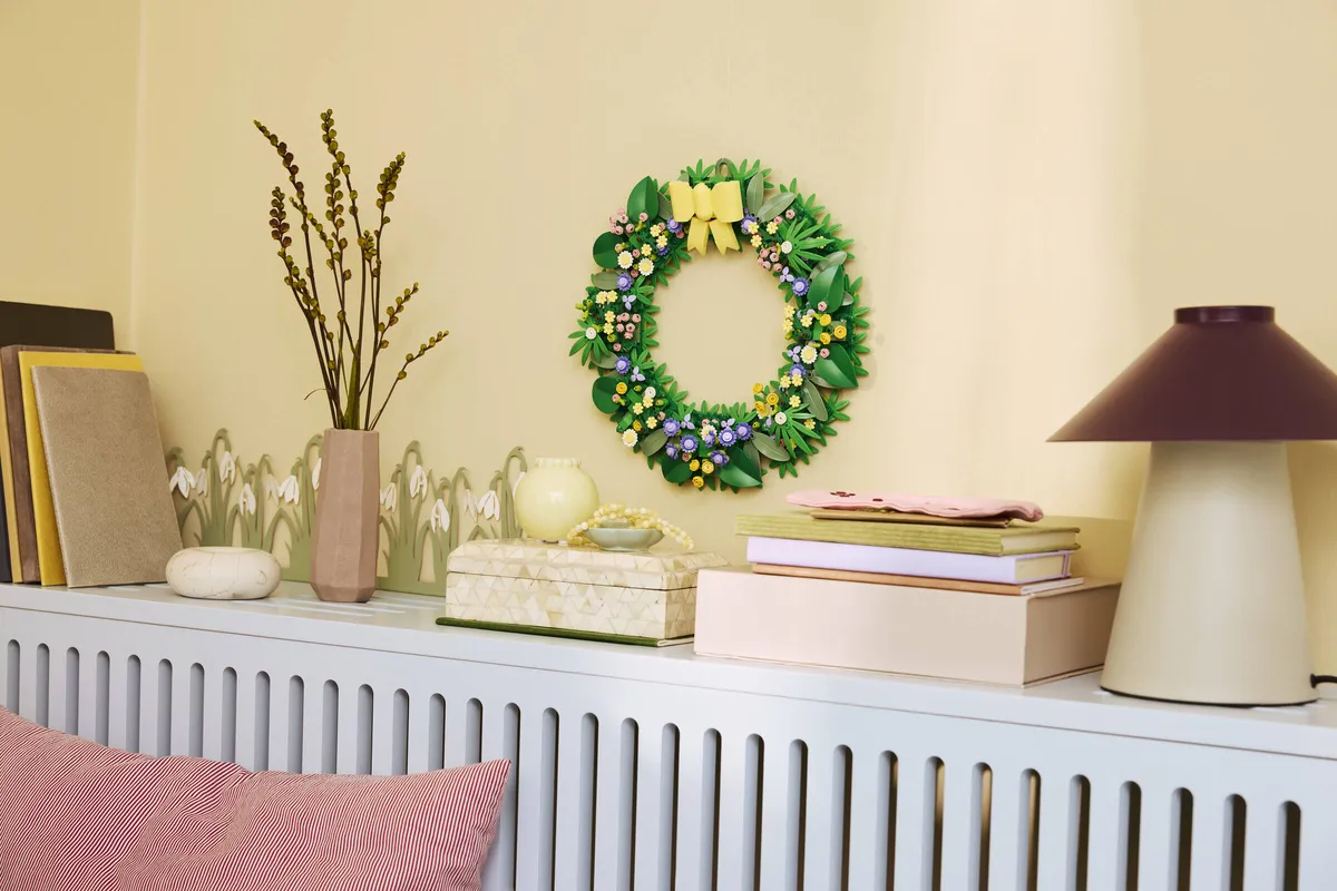 LEGO Spring Wreath (40957) - image 5