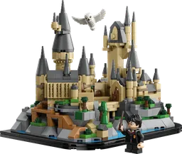 LEGO Mini Hogwarts™ Castle (40975) - image 2