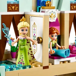 LEGO Arendelle Castle Celebration (41068) - Bild 4