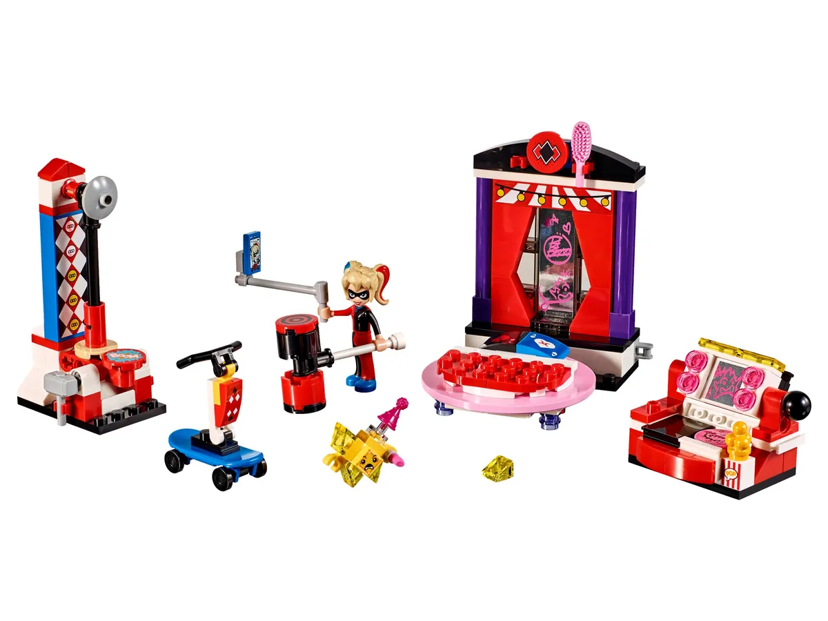 LEGO Harley Quinn Dorm (41236)