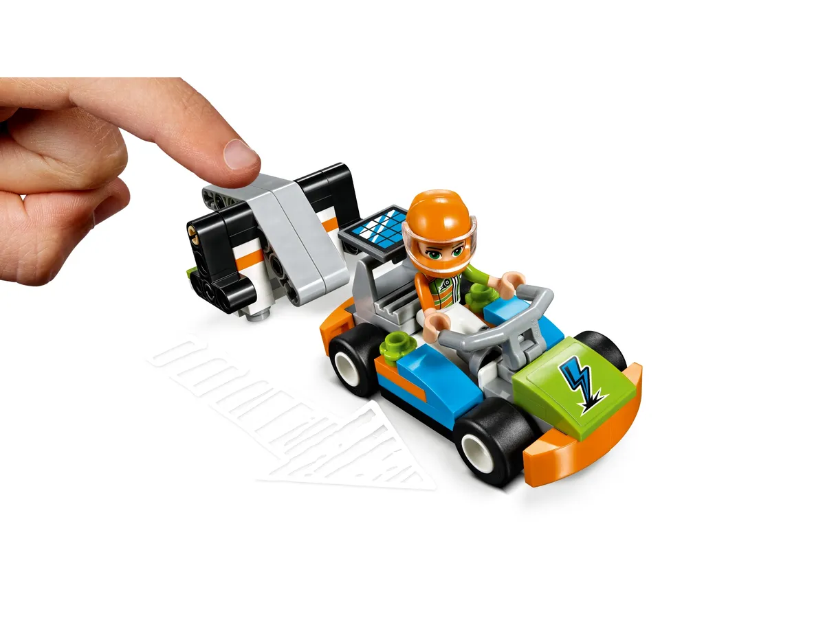 LEGO Spinning Brushes Car Wash (41350) - Bild 3