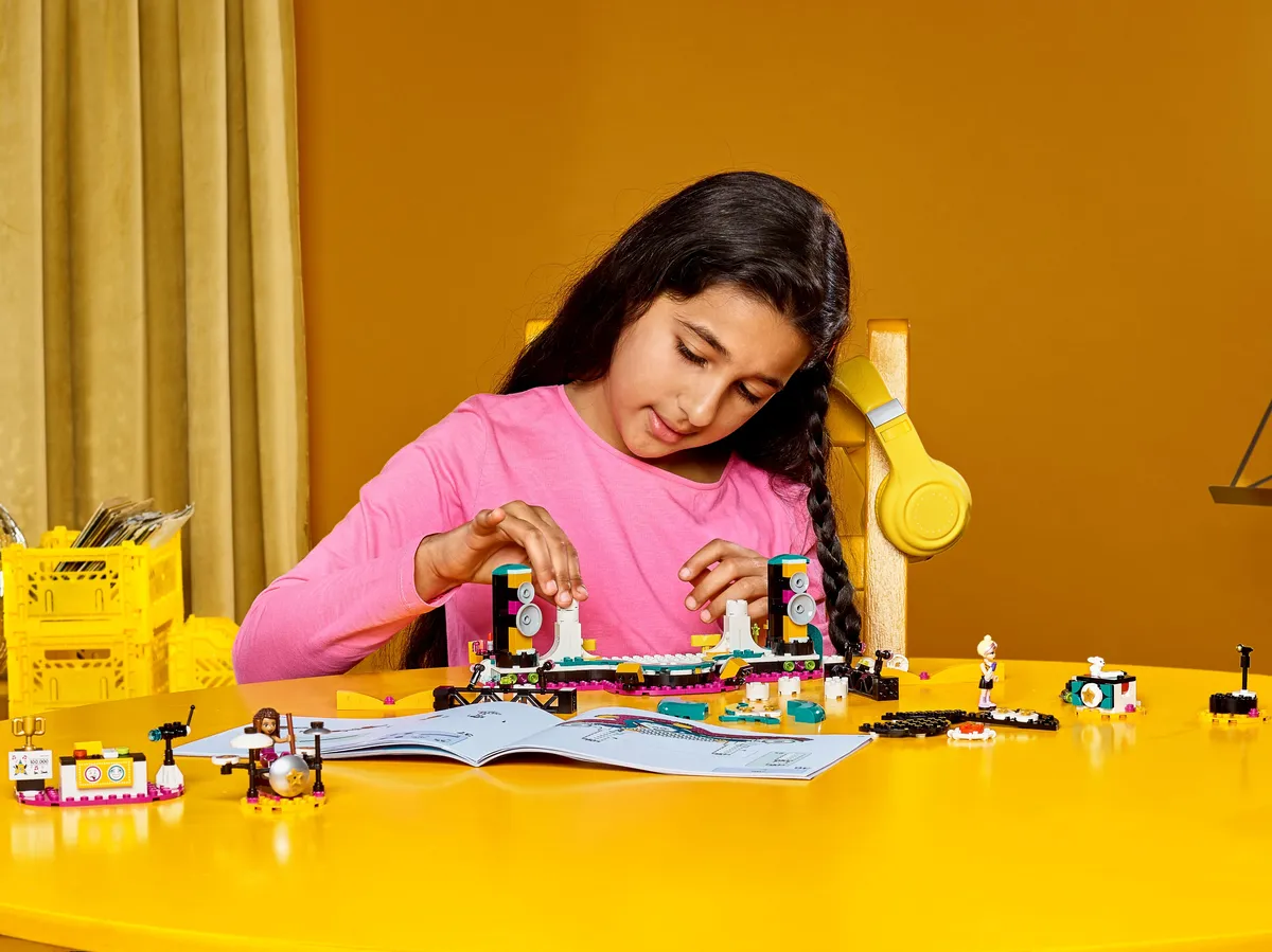 LEGO Andrea's Talent Show (41368) - Bild 8