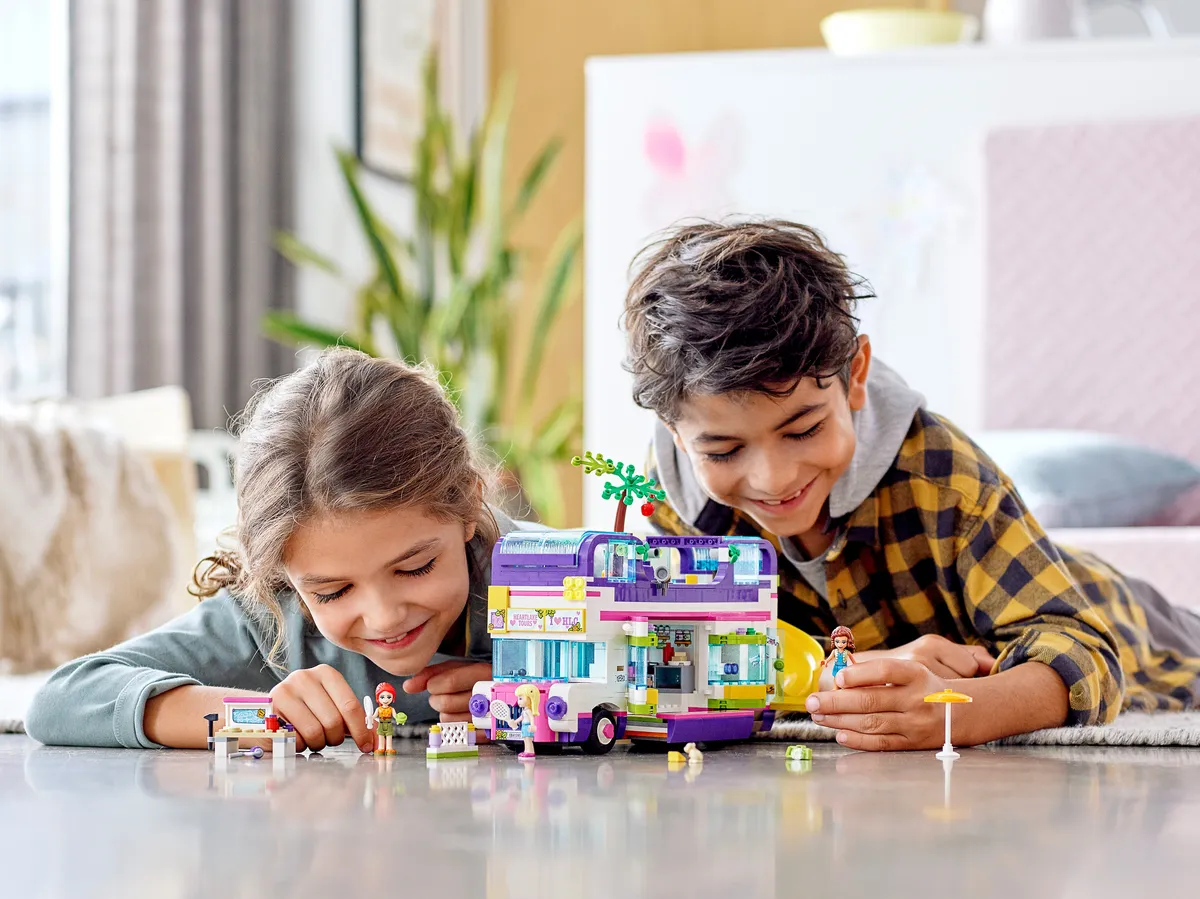 LEGO Friendship Bus (41395) - image 9