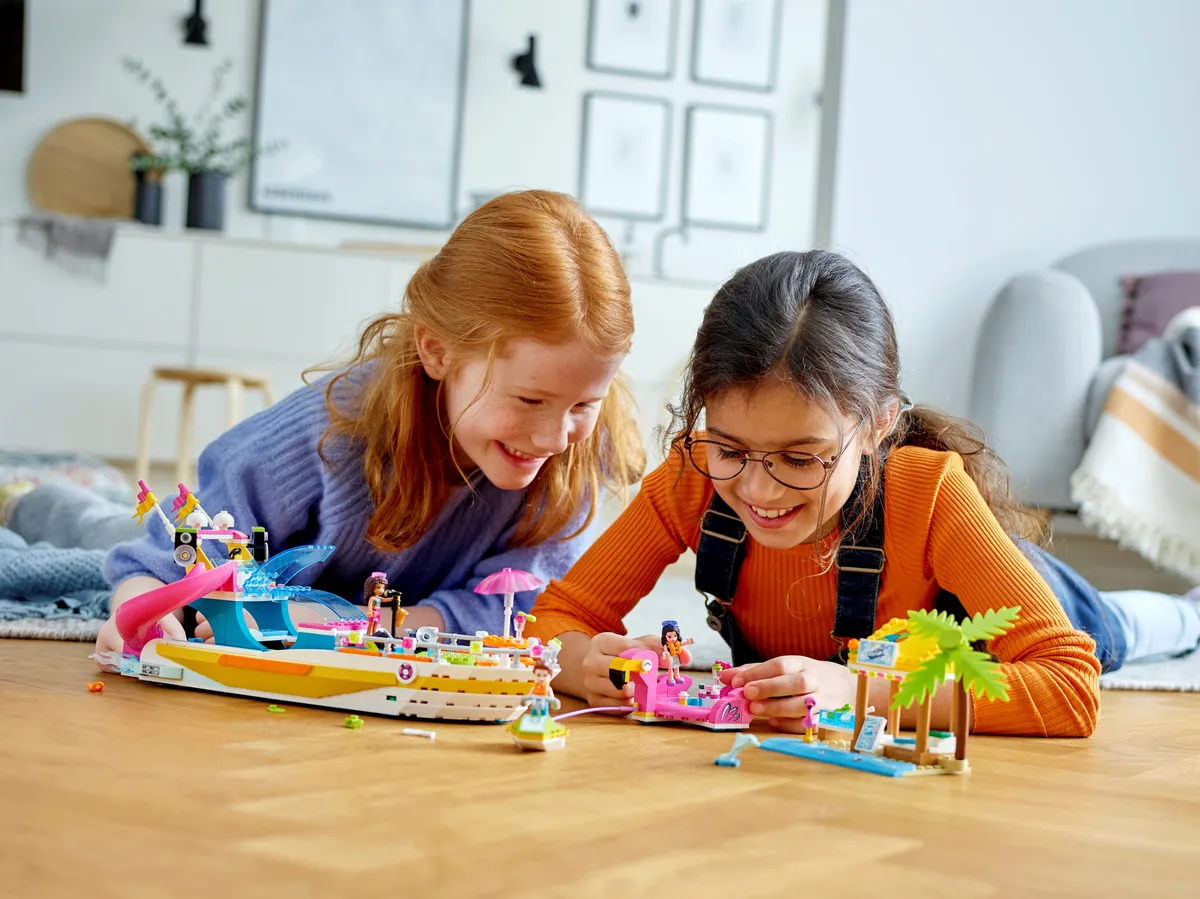 LEGO Party Boat (41433) - image 9