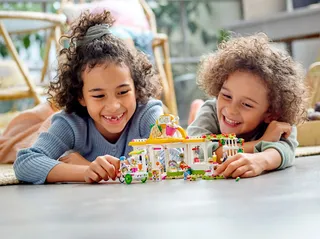 Heartlake City Organic Café från LEGO – produktbild 14 av 15