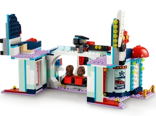 Heartlake City Movie Theater by LEGO – product photo 6 of 18