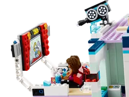 LEGO Heartlake City Movie Theater (41448) - image 8