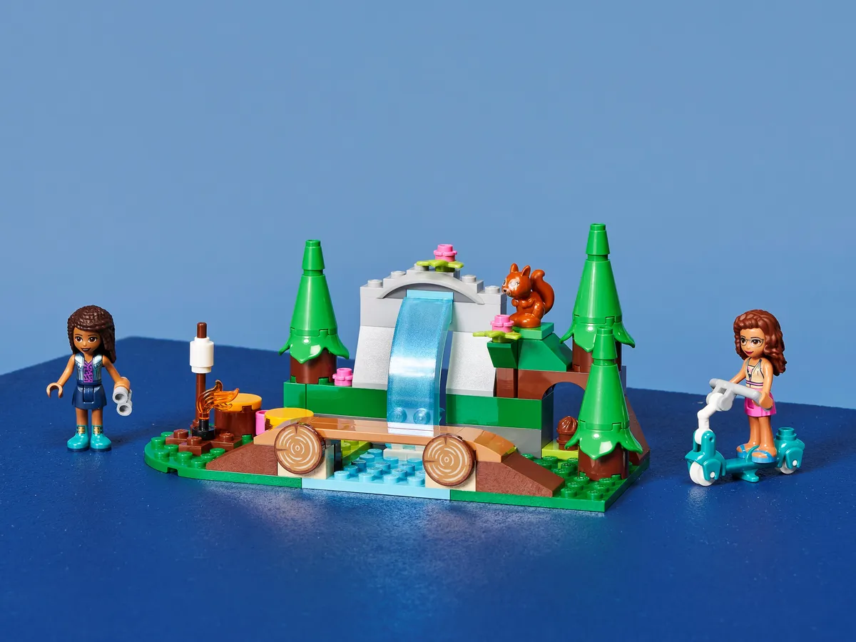 LEGO Forest Waterfall (41677) - image 14