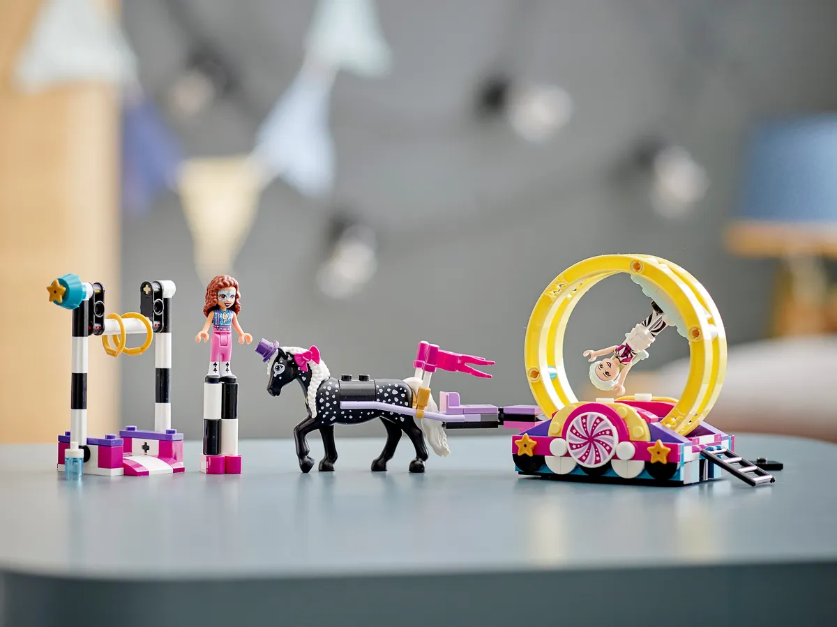 LEGO Magical Acrobatics (41686) - image 16