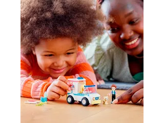 Pet Clinic Ambulance fra LEGO – produktbillede 6 af 7