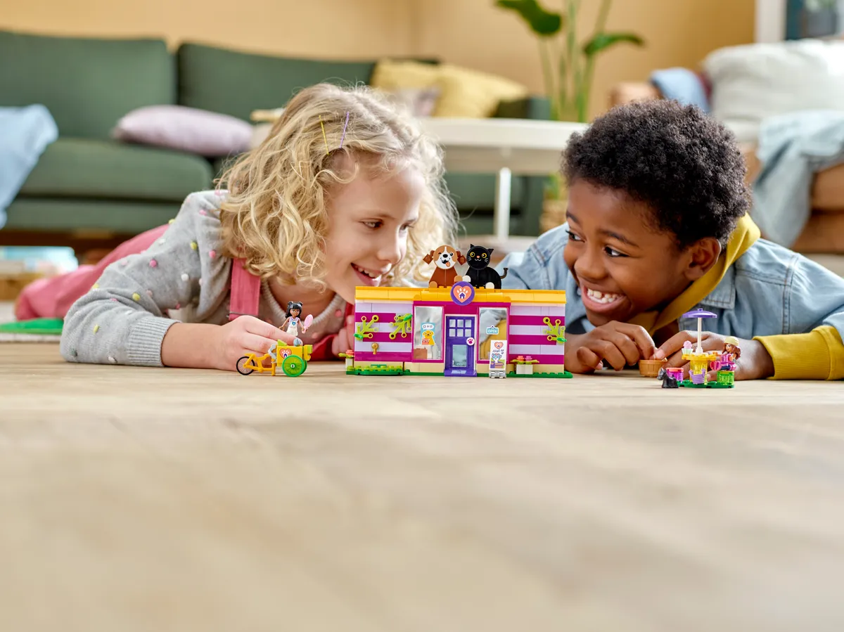 LEGO Pet Adoption Café (41699) - image 9