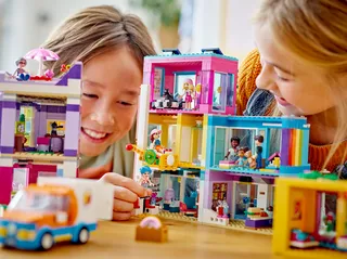 Main Street Building de LEGO – photo du produit 14 sur 16