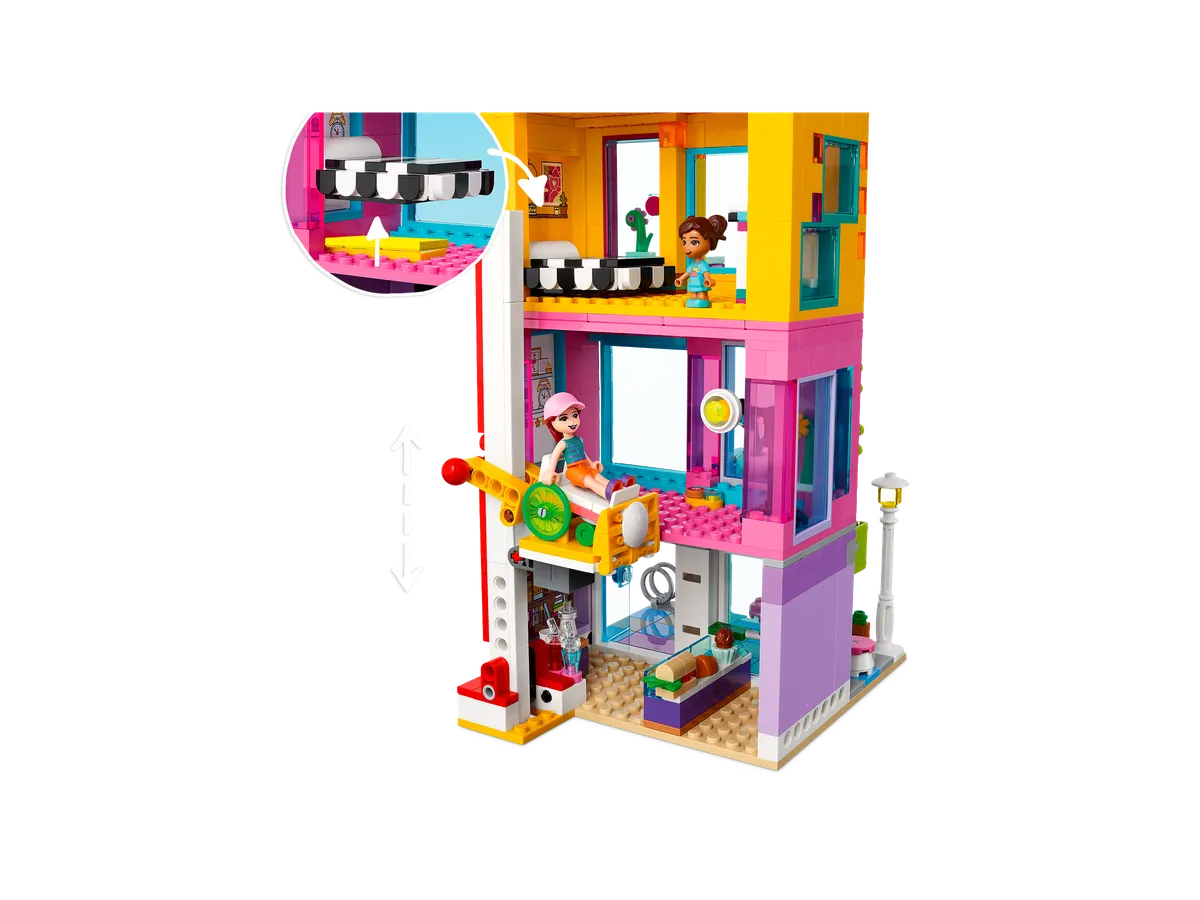 LEGO Main Street Building (41704) - image 4