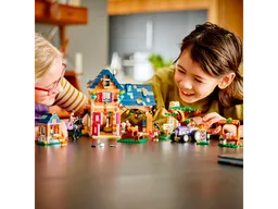 LEGO Organic Farm (41721) - image 12