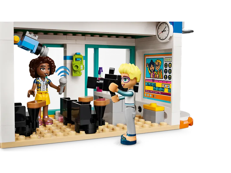 Heartlake International School fra LEGO – produktbillede 7 af 13