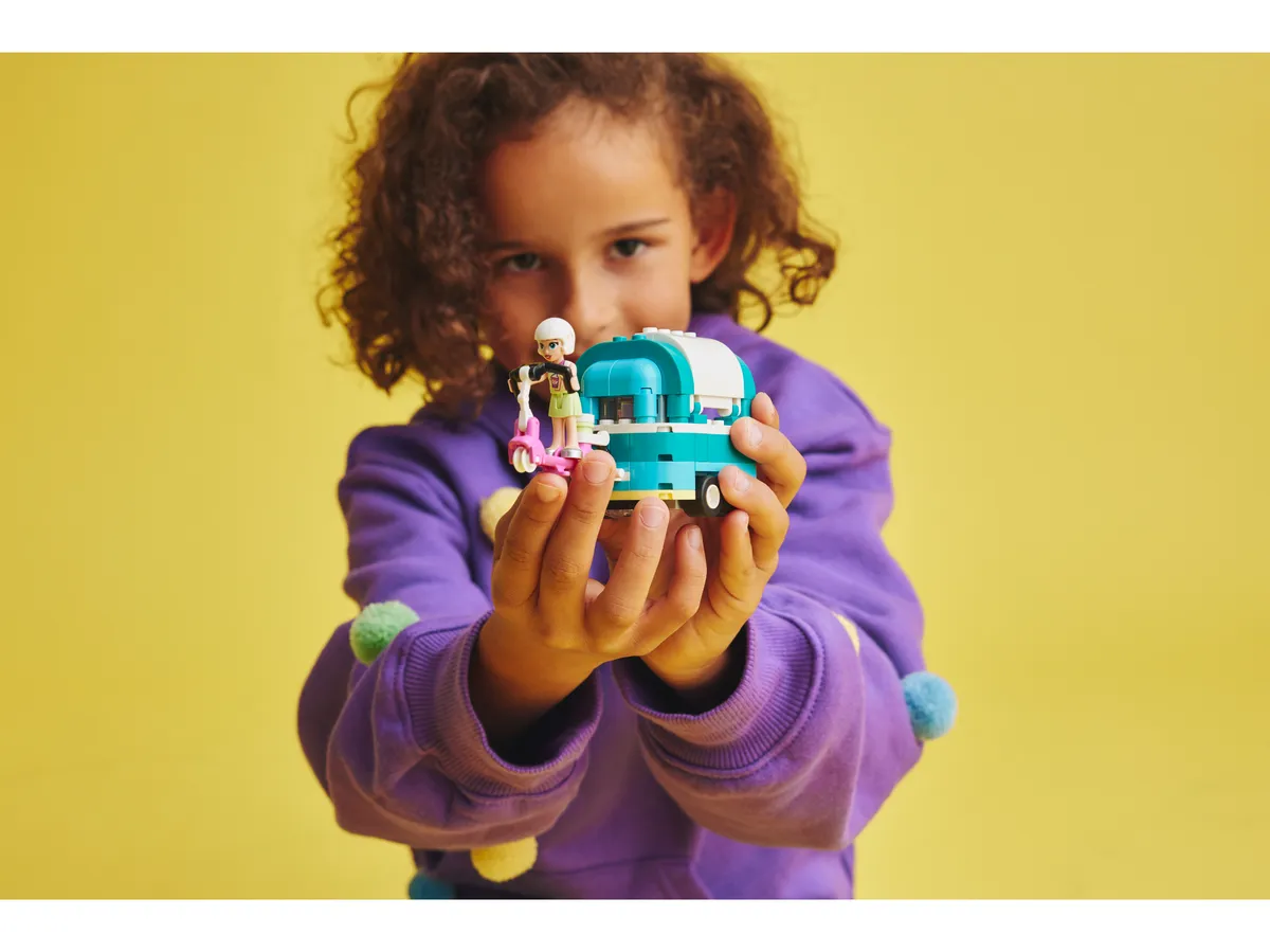 LEGO Mobile Bubble Tea Shop (41733) - image 7