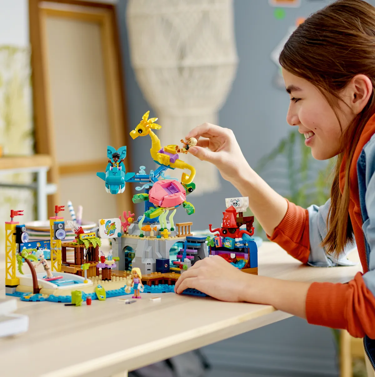 LEGO Beach Amusement Park (41737) - image 8