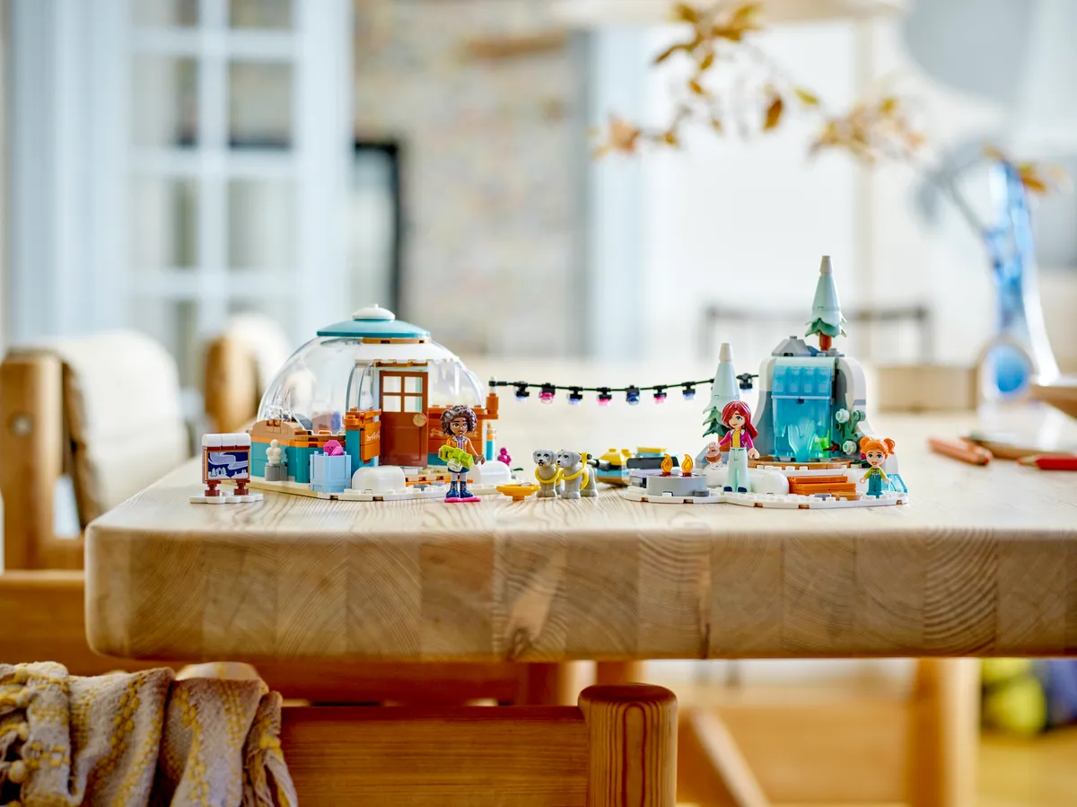 LEGO Igloo Holiday Adventure (41760) - Bild 8