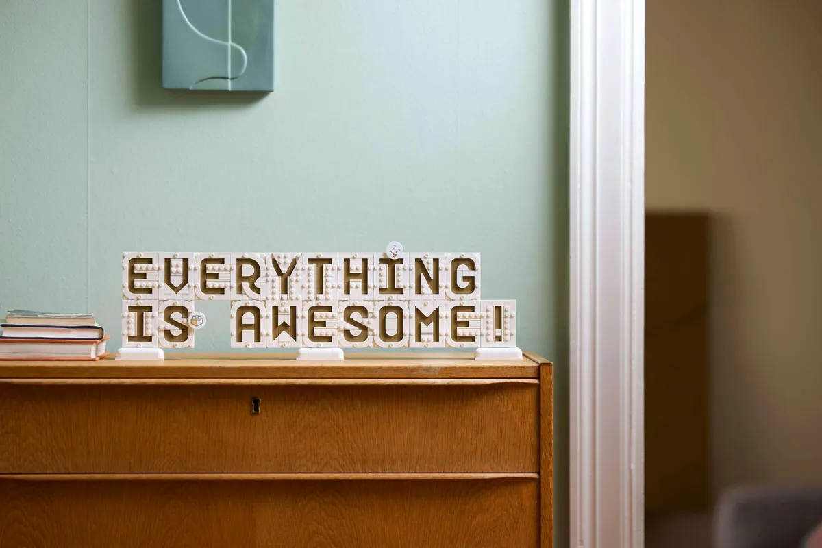 LEGO Message Board (41839) - image 8