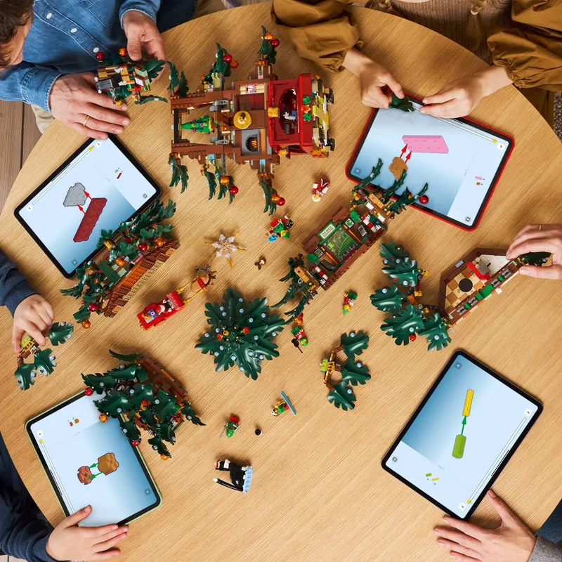 Family Christmas Tree de LEGO – photo du produit 12 sur 16