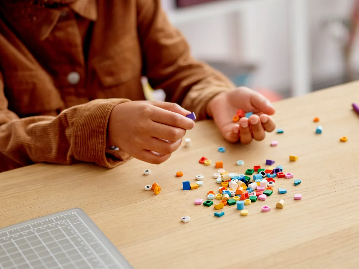 LEGO Extra DOTS - Series 4 (41931) - Bild 4