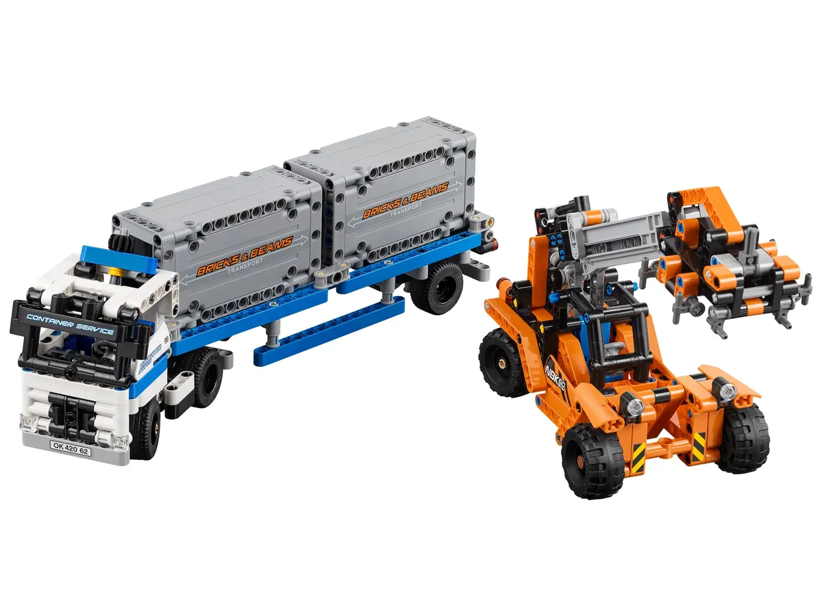 LEGO Container Yard (42062)