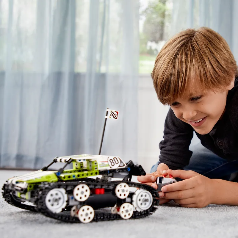 RC Tracked Racer by LEGO – product photo 5 of 6