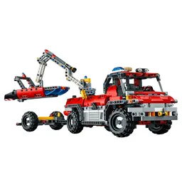 LEGO Airport Rescue Vehicle (42068) - afbeelding 3