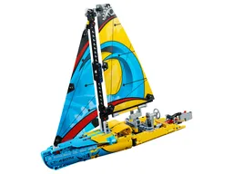 LEGO Racing Yacht (42074)