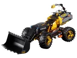LEGO Volvo Concept Wheel Loader ZEUX (42081)