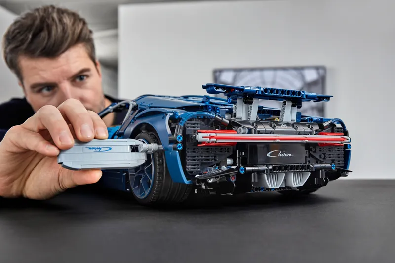 Bugatti Chiron by LEGO – product photo 12 of 17