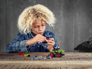 Mini CLAAS XERION van LEGO – productfoto 6 van 7