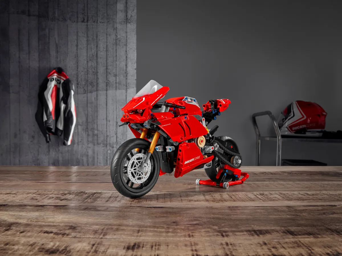 LEGO Ducati Panigale V4 R (42107) - Bild 7