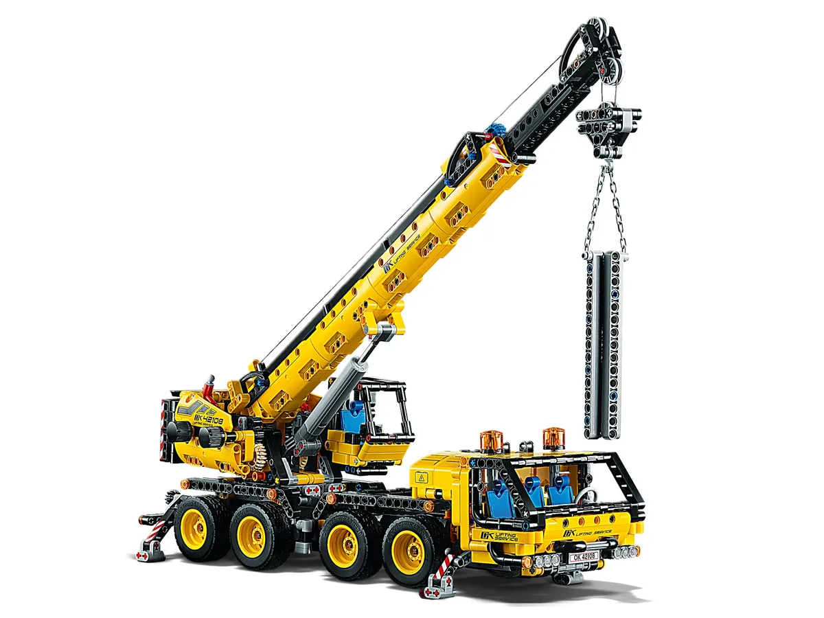 LEGO Mobile Crane (42108) - image 2