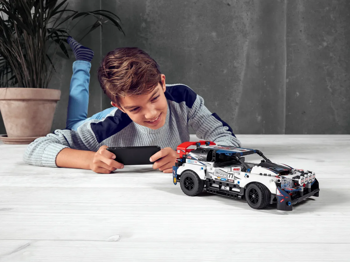 LEGO App-Controlled Top Gear Rally Car (42109) - Bild 11