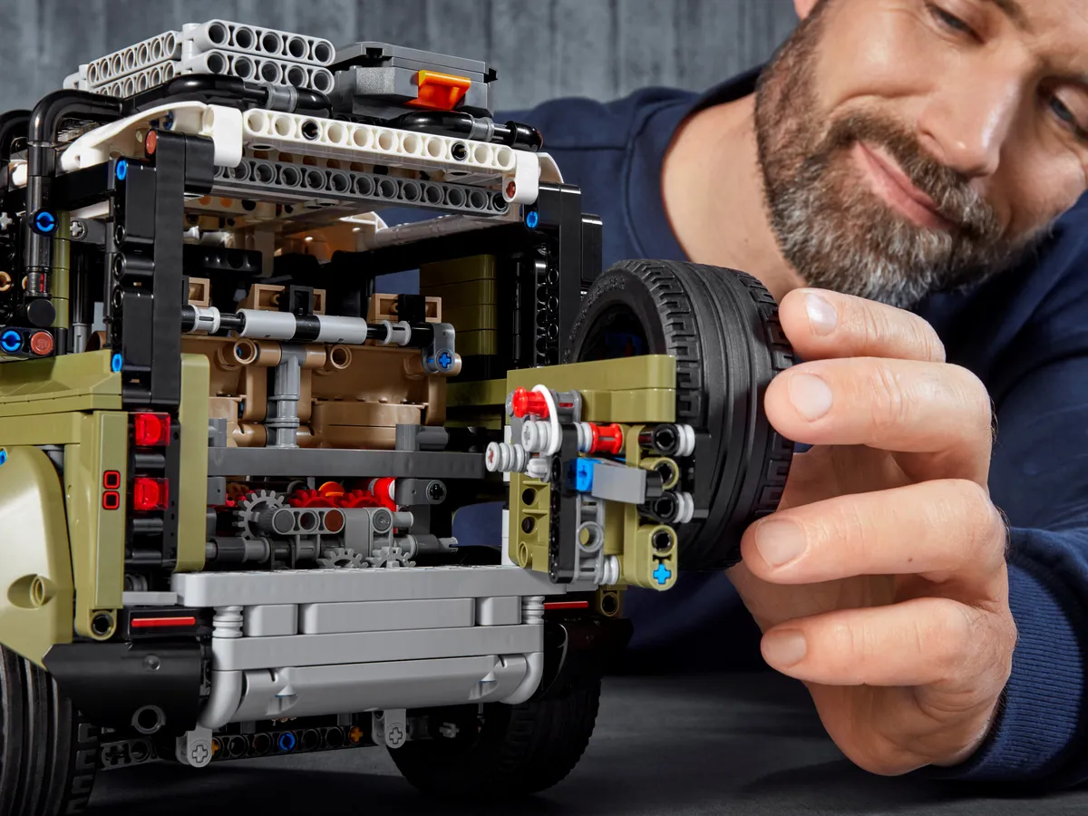 LEGO Land Rover Defender (42110) - afbeelding 8